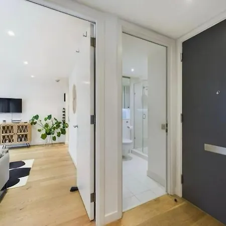 Stunning Modern In * エディンバラ