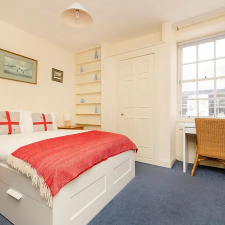 Apartament Joivy Gorgeous 2-bed Flat Near Castle *