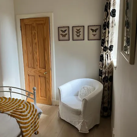 The Cosy Courtyard Daire