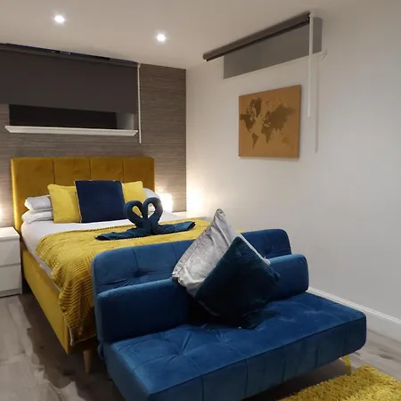 Apartment Lovely 3 Bedroom With Private Garden In Centre