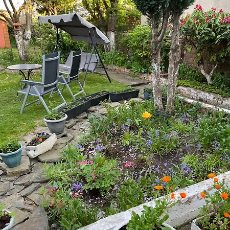 Homestay Relaxing, Cozy 1 Double Edinburgh