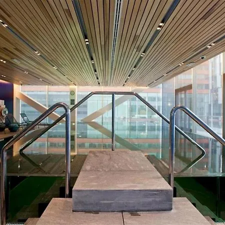 Luxury With Sauna And Private Pool אדינבורו