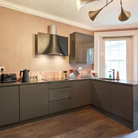 3 Bedroom - Historic Old Town Apartmán Edinburgh