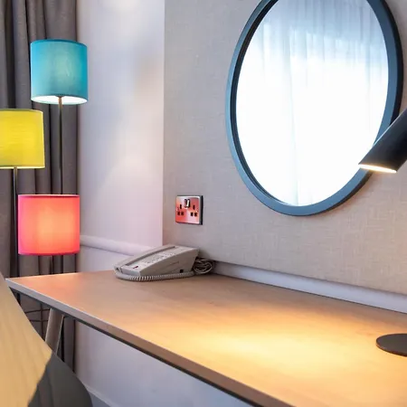 Zoo By Ihg Hotel 4*
