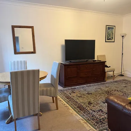 Lovely In Excellent Centre Location Edinburgh