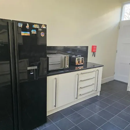 Pensión Delightful 4 Bedroom Family In Newington - Craigmillar Park Edimburgo