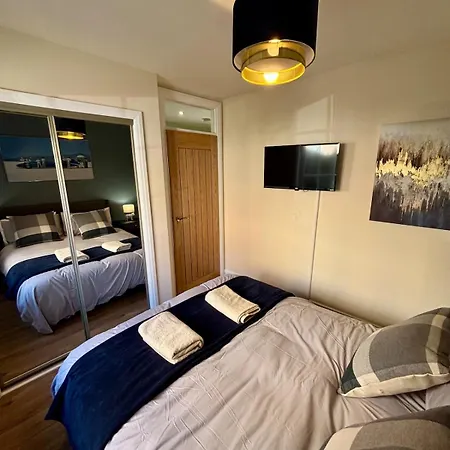 The Wheel House - Private Front Door And Free Parking Apartment Edinburgh