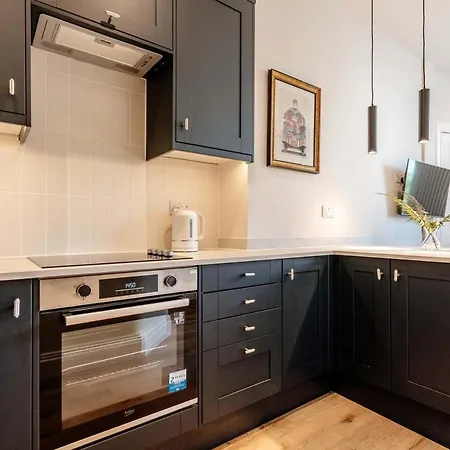 Apartment Bright & Elegant Portobello *
