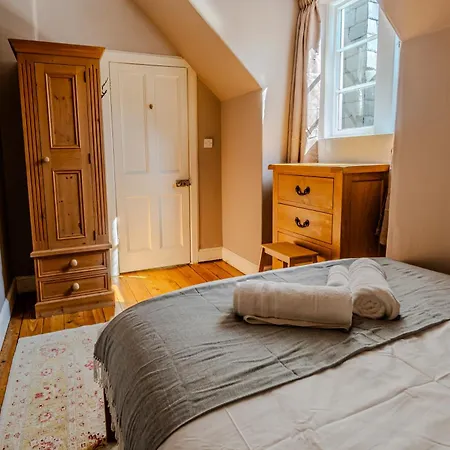 Victorian Charm - Lush Garden, Shops And Parking * Edimburgo