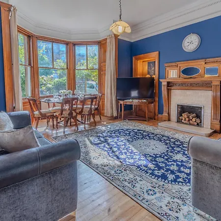 Apartamento Victorian Charm - Lush Garden, Shops And Parking Edimburgo
