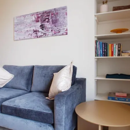 Spacious Luxe 2-bed Near The Centre - Flat 6, Elgin House Edimburgo