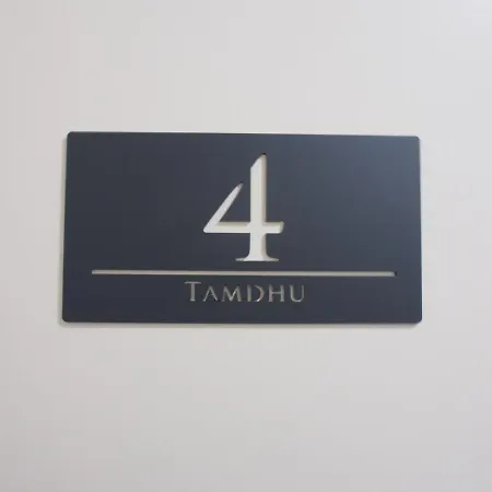 Bright & Airy Mezzanine Loft In - Flat 4, Elgin House Lejlighed