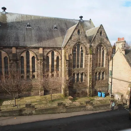 Chic And Classy On Easter Road - Flat 1, Elgin House Apartment *