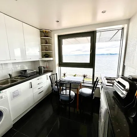 Ocean Park - Oceanfront - Free Parking And Fast Wifi Apartment *