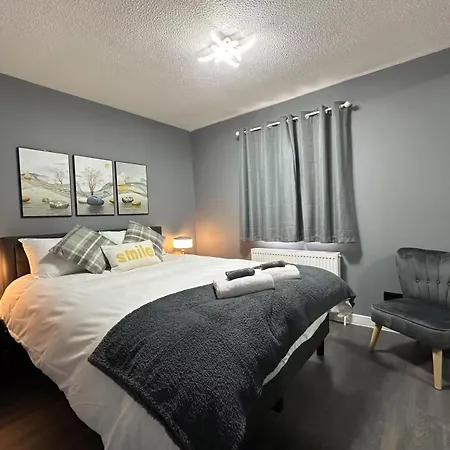 Two Bedroom Flat In Center Lägenhet Edinburg