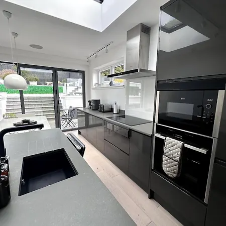 Kaimes Kip Stylish Five Bedroom * エディンバラ