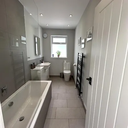 Kaimes Kip Stylish Five Bedroom * Edinburgh