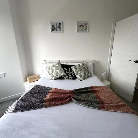 別荘 Kaimes Kip Stylish Five Bedroom