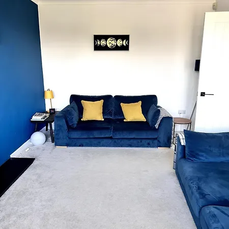 Feriehus Kaimes Kip Stylish Five Bedroom *