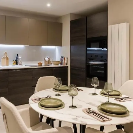 Lejlighed Stylish And Luxury 2 Beds In