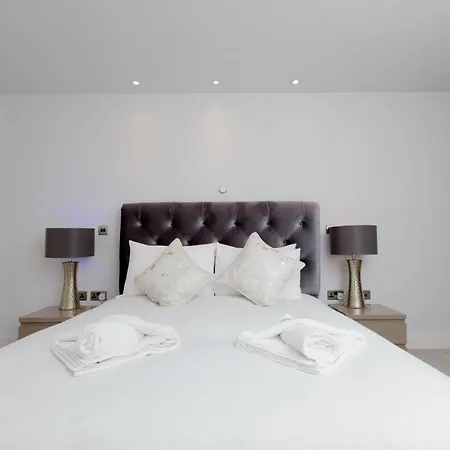 Apartmán Luxurious - Sleeps 6 *