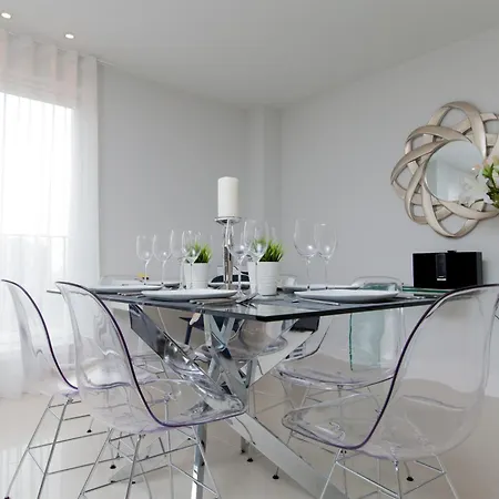 Luxurious - Sleeps 6 Edinburgh