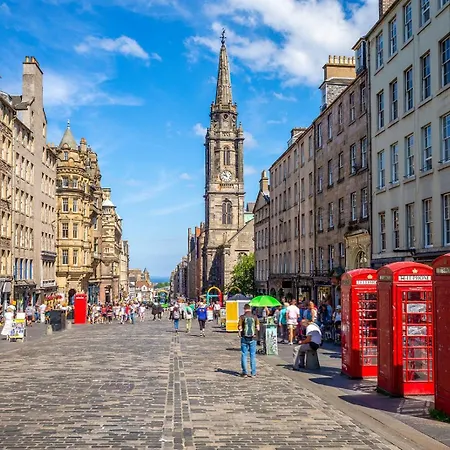 Festival Lets * Edinburgh