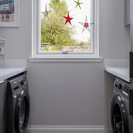 Brunstane House - 15 Mins To Centre Feriehus