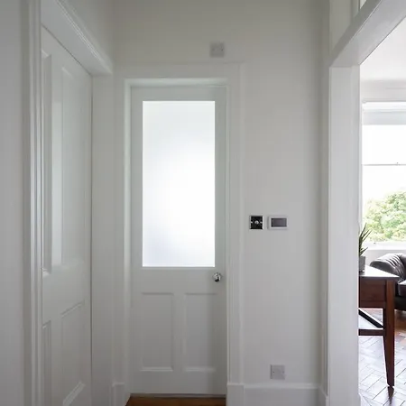 Apartment Immaculate One Bedroom Flat In The Centre