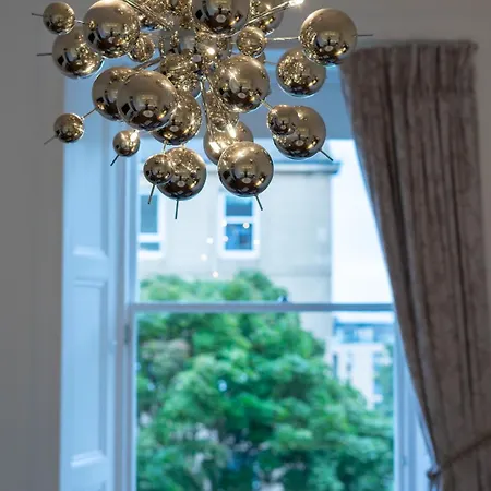 Immaculate One Bedroom Flat In The Centre Edinburg