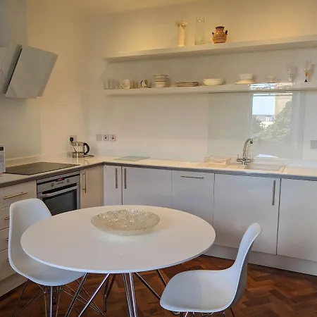 Lägenhet Immaculate One Bedroom Flat In The Centre