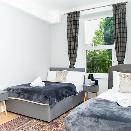 Appartement 3br Next To Stadium Near Airport Sleeps 7 Édimbourg