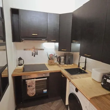 Classic 2bd Georgian Flat In Leith Edynburg