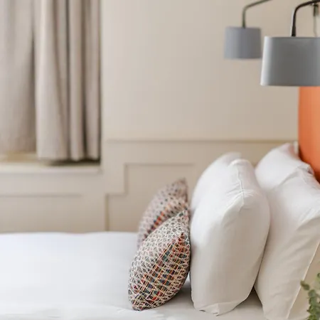 Hotel Grove House 4*