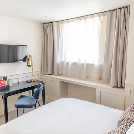 Hotel Grove House