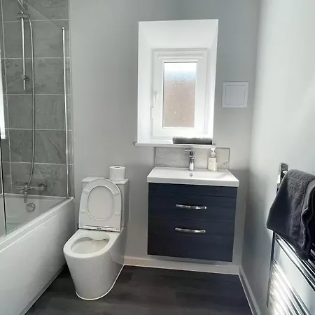 Freshstay Centre Double Bedroom 爱丁堡