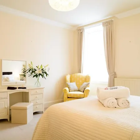 Apartamento Beautiful Georgian 2 Bedroom Flat *