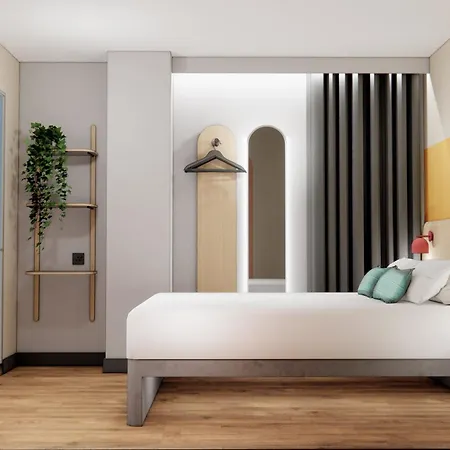 Haymarket Hub Hotel *