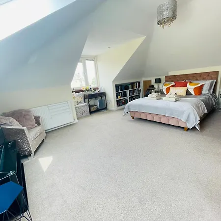 בית אירוח Eden *