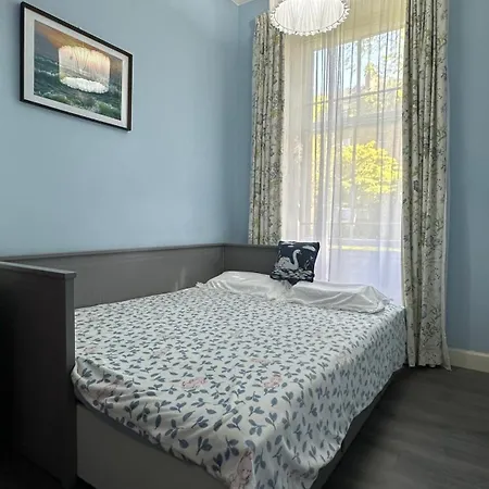 Stylish 3 Bed 2 Bath Ground Floor Main Door Flat In Marchmont Апартаменты Эдинбург