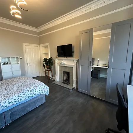 Stylish 3 Bed 2 Bath Ground Floor Main Door Flat In Marchmont Апартаменты *