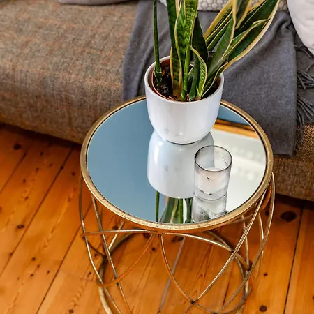 Stunning Flat, New Town, - Perfect Location