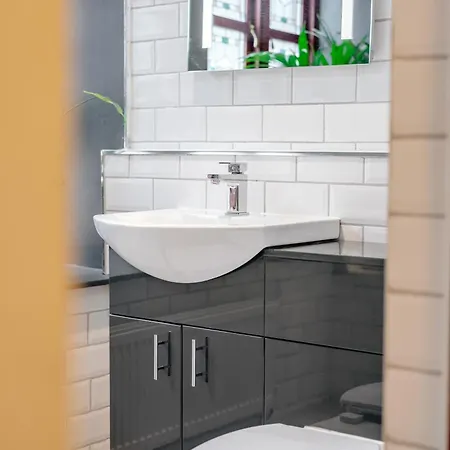 Apartment Comfortable Leith Free Parking *
