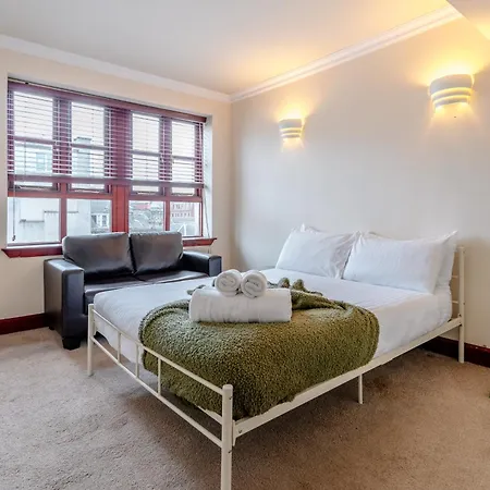 Comfortable Leith Free Parking Apartment *