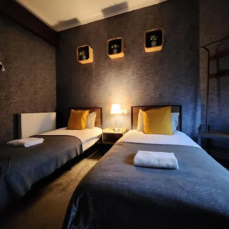 Frederick Douglass - In The Casa de hóspedes Edimburgo