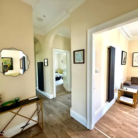 Georgian Luxury - Fast Broadband Wifi - Parking Available Apartman Edinburgh