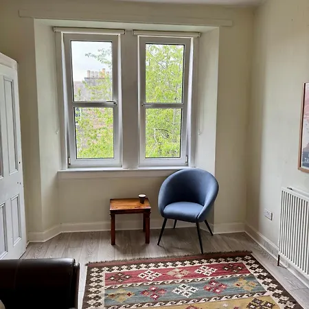 Stylish Canal-side Retreat In