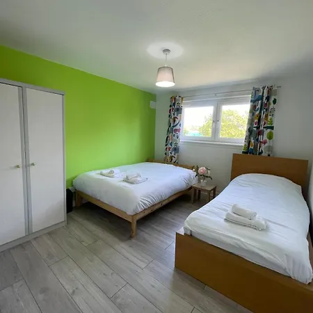 Citylink Retreat With Metro Access, Free Parking, Near Airport Appartement *