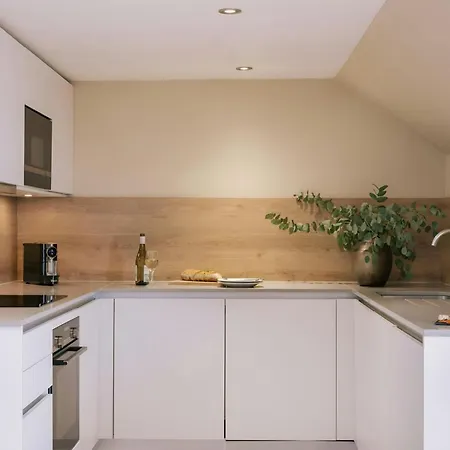 Sonder By Marriott Bonvoy Royal Garden New Town Edinburgh