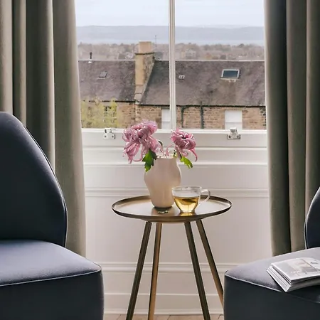 Aparthotel Sonder By Marriott Bonvoy Royal Garden New Town 4*